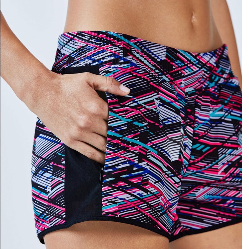 Fabletics M Fallon short